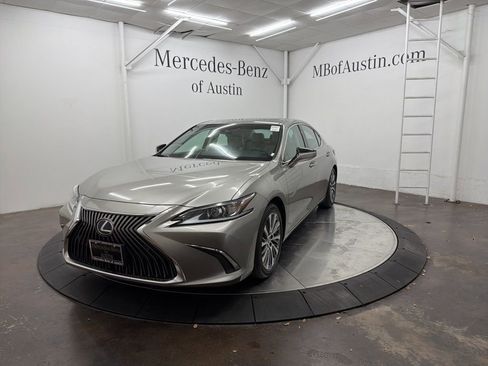 Used 2020 Lexus ES 350 w/ Premium Package image 3