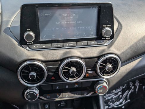 Used 2024 Nissan Sentra S FWD image 21