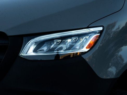 New 2025 Mercedes-Benz Sprinter 2500 image 9