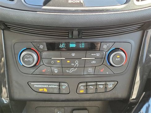 Used 2017 Ford Escape Titanium w/ Equipment Group 301A image 24