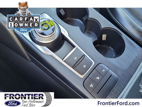 Used 2020 Ford Escape Titanium w/ Titanium Premium Package 2.0 image 27