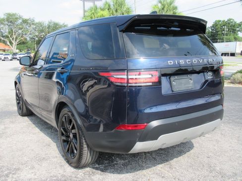 Used 2018 Land Rover Discovery HSE AWD/4WD image 7