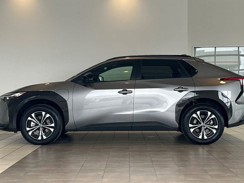 Certified 2024 Toyota bZ4X XLE w/ Weather Package image 7