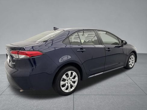 Used 2023 Toyota Corolla LE FWD image 16