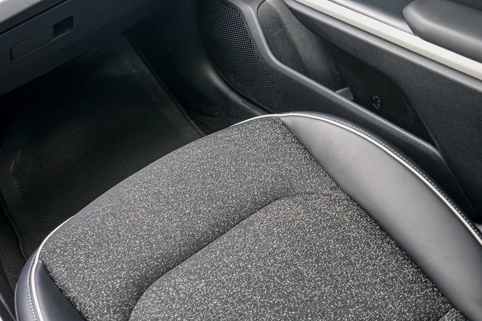 Used 2025 Kia K4 GT-Line w/ GT-Line Sunroof Package FWD image 23