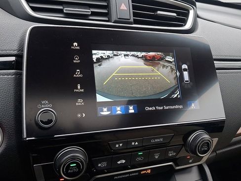 Used 2022 Honda CR-V Touring image 19