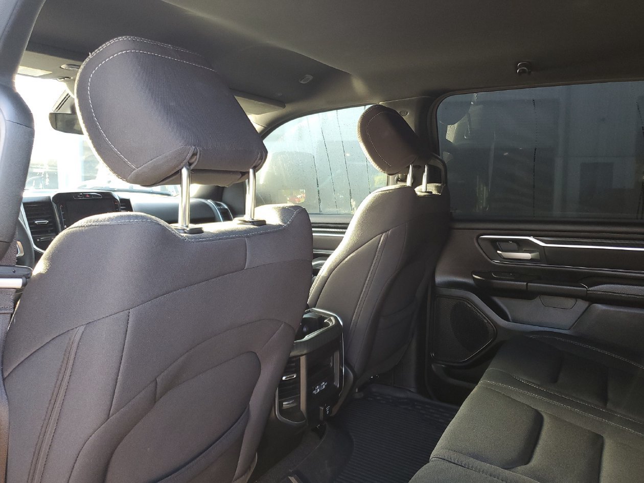 Used 2025 RAM 1500 Big Horn AWD/4WD image 9