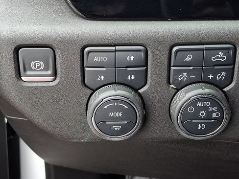 Used 2025 Chevrolet Silverado 2500 High Country AWD/4WD image 20