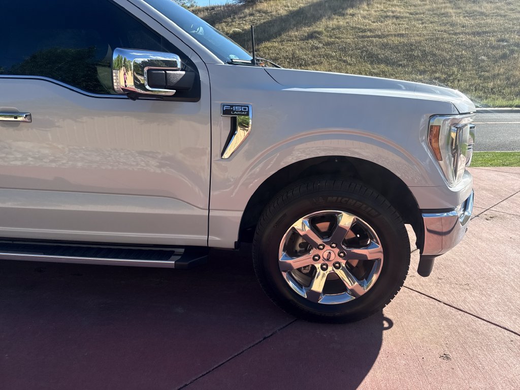 Certified 2022 Ford F150 Lariat w/ Equipment Group 502A High AWD/4WD image 32