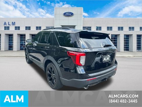 Used 2023 Ford Explorer ST-Line w/ Class IV Trailer Tow Package RWD image 8