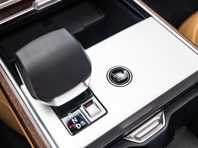 New 2026 Land Rover Range Rover SE AWD/4WD image 28