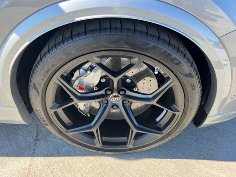 Used 2025 Audi RS Q8 performance image 12