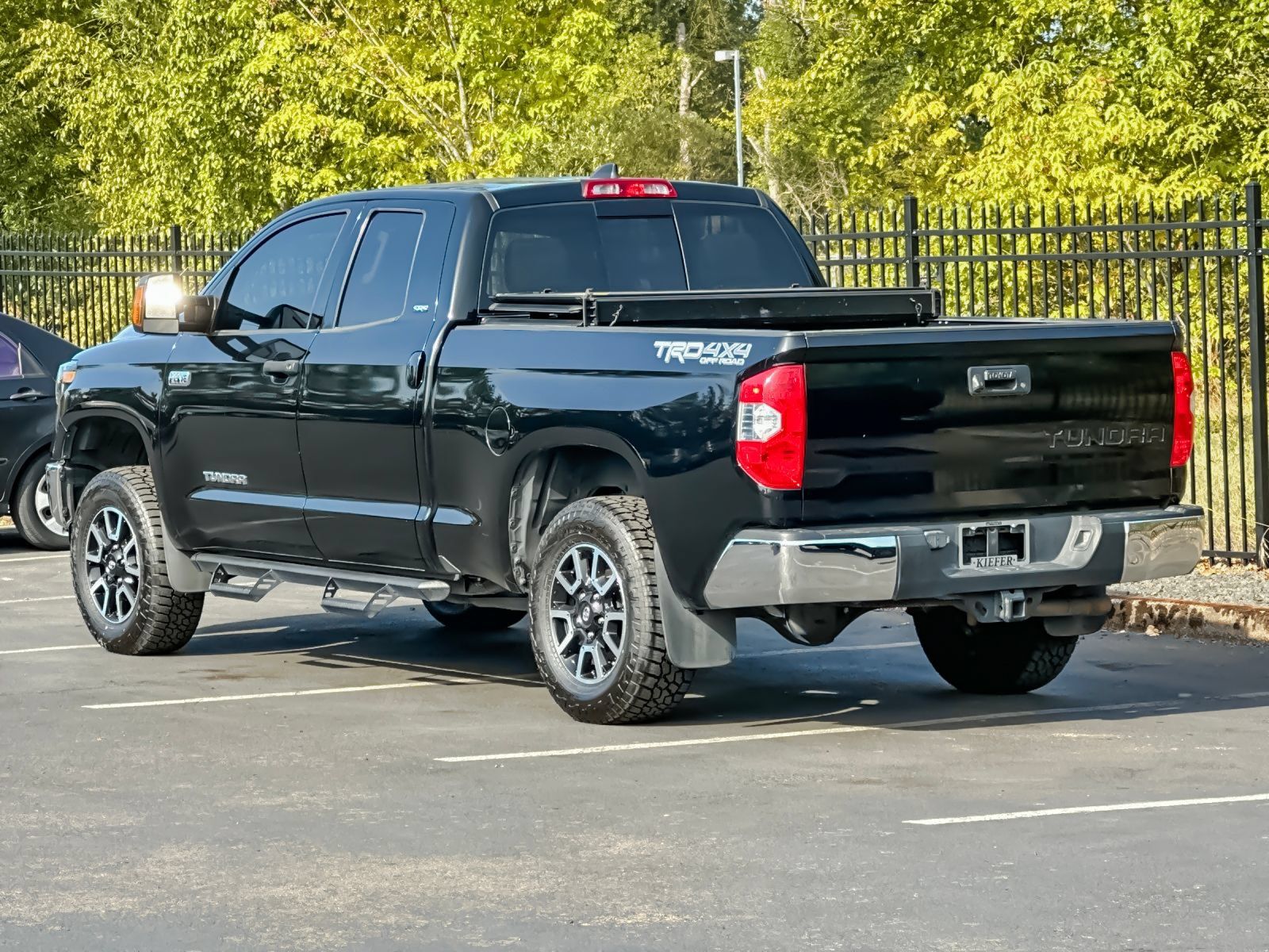 Used 2021 Toyota Tundra SR5 w/ TRD Off-Road Package AWD/4WD image 5