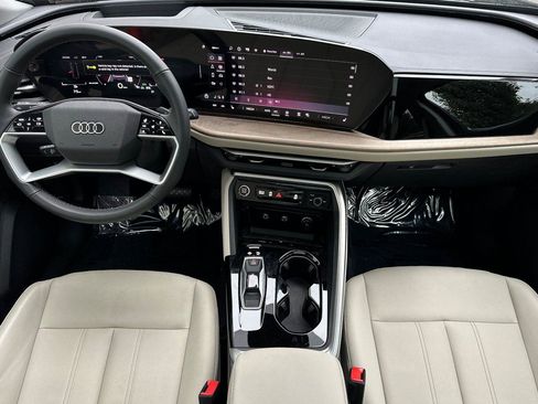New 2025 Audi Q5 Premium Plus image 12
