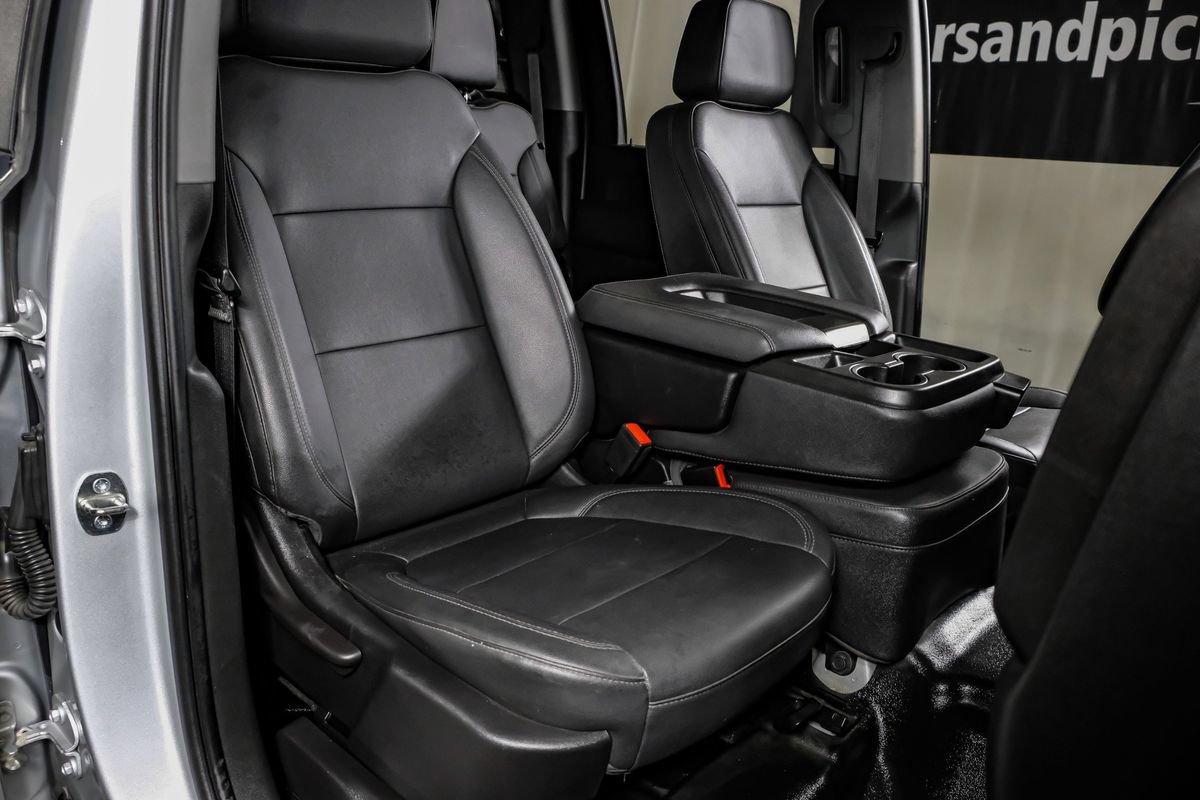 Used 2022 Chevrolet Silverado 3500 W/T w/ WT Convenience Package AWD/4WD image 29