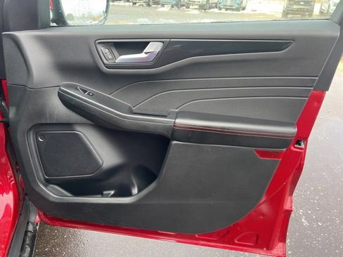 Used 2023 Ford Escape ST-Line Select image 10