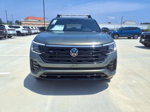 New 2026 Volkswagen Atlas Cross Sport SEL R-Line AWD/4WD image 2