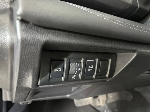 Used 2023 Subaru Outback Limited AWD/4WD image 14