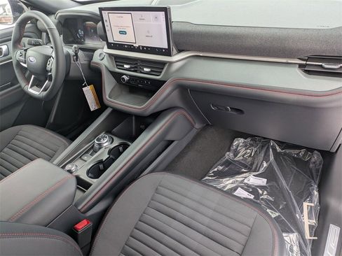 New 2026 Ford Explorer ST-Line image 22