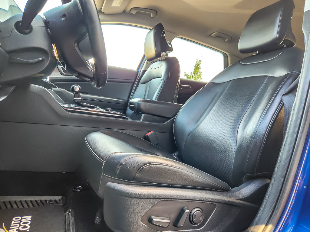 Used 2023 Kia Sportage EX FWD image 7