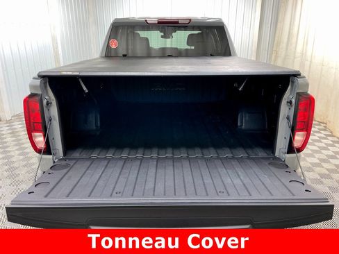 Used 2024 GMC Sierra 1500 SLE image 13