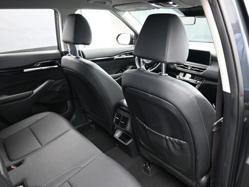 Used 2024 Kia Seltos EX FWD image 43