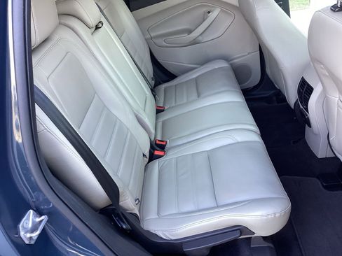 Used 2019 Ford Escape Titanium image 20