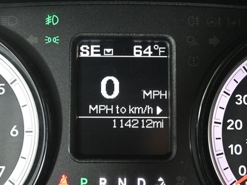 Used 2018 RAM 3500 Big Horn AWD/4WD image 25