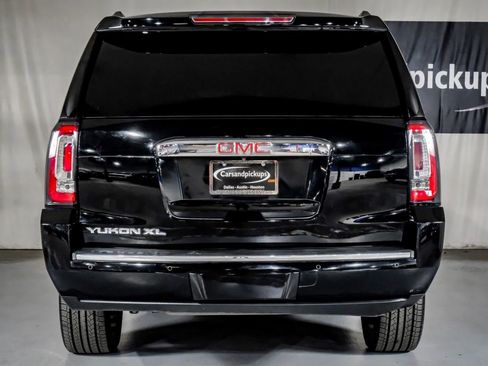 Used 2017 GMC Yukon XL Denali w/ Open Road Package image 9