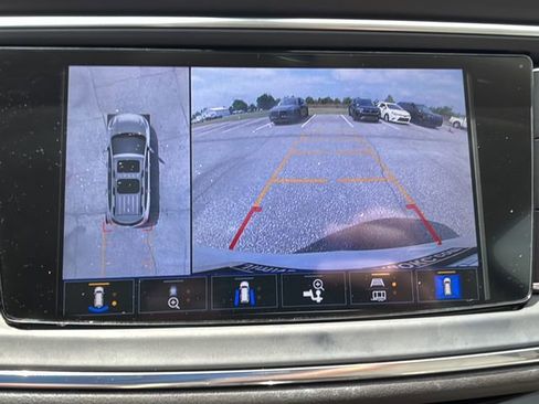 Used 2023 Buick Enclave Avenir w/ Avenir Technology Package image 25