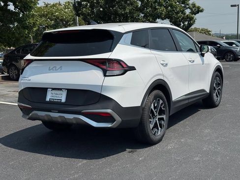 Certified 2023 Kia Sportage EX FWD image 3