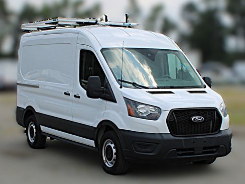 Used 2023 Ford Transit 150 Medium Roof RWD image 3