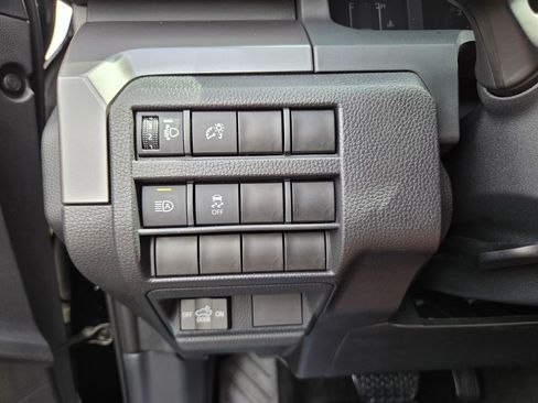 Used 2024 Toyota Tacoma SR5 w/ SR5 Upgrade Package RWD image 27