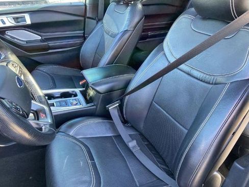 Used 2020 Ford Explorer ST w/ ST Street Pack image 16