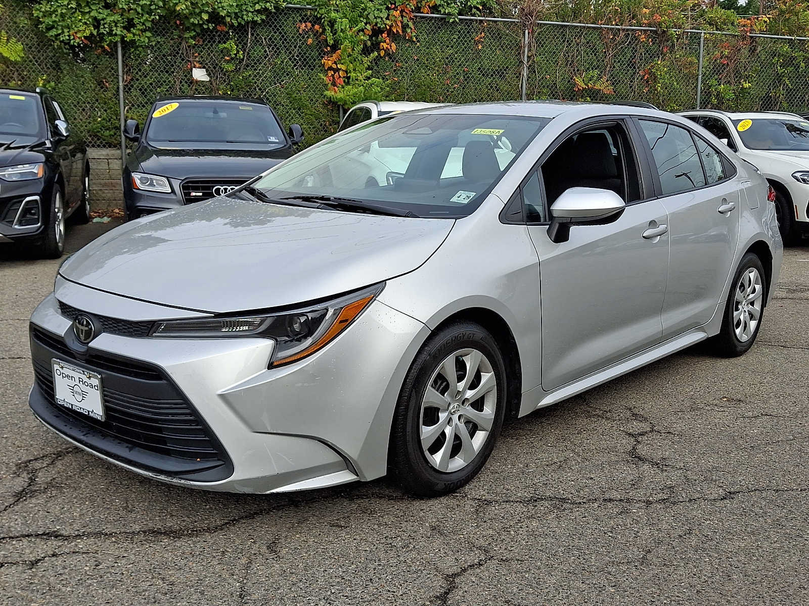 Used 2024 Toyota Corolla LE FWD image 3