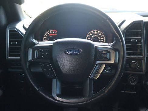 Used 2018 Ford F150 Lariat w/ Equipment Group 502A Luxury AWD/4WD image 18