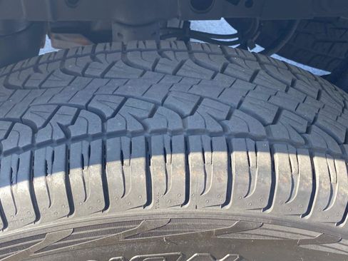 Used 2022 Ford F150 Lariat AWD/4WD image 16