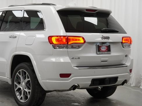 Used 2021 Jeep Grand Cherokee Overland image 15