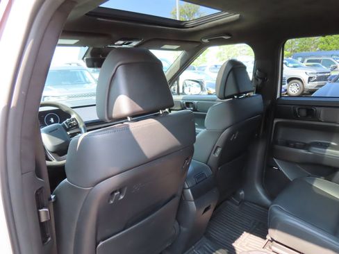 Used 2024 Hyundai Santa Fe Calligraphy AWD/4WD image 31