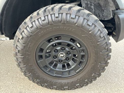 Used 2024 Ford Bronco Big Bend image 11