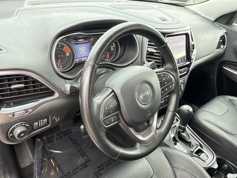 Used 2021 Jeep Cherokee Limited AWD/4WD image 16