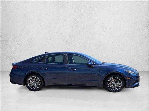 Used 2022 Hyundai Sonata SEL w/ Convenience Package image 4