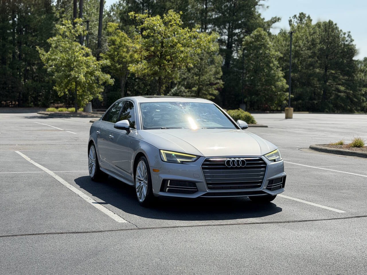Used 2018 Audi A4 2.0T Ultra Premium Plus w/ Premium Plus Package FWD image 1