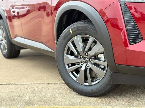 New 2026 Nissan Pathfinder SV FWD image 4