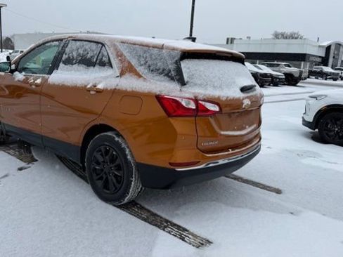 Used 2018 Chevrolet Equinox LT image 10