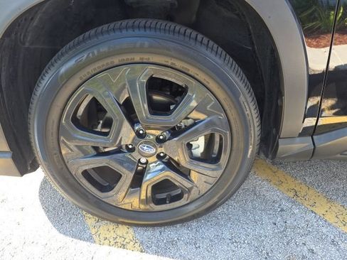 Used 2023 Subaru Ascent Onyx Edition AWD/4WD image 11