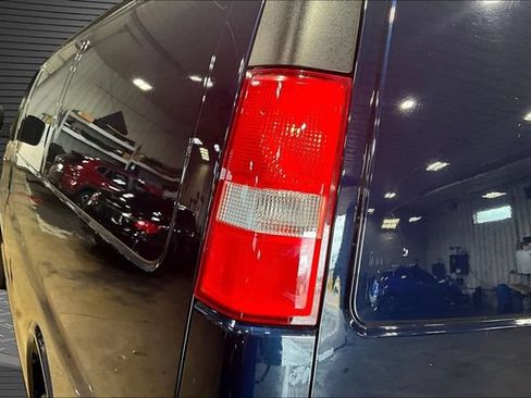 Used 2020 Chevrolet Express 2500 w/ Driver Convenience Package RWD image 21
