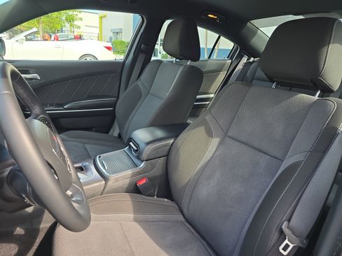 Used 2022 Dodge Charger SXT image 17