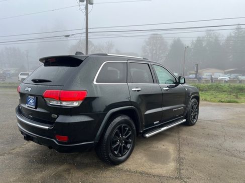 Used 2015 Jeep Grand Cherokee Overland w/ Advanced Technology Group image 12