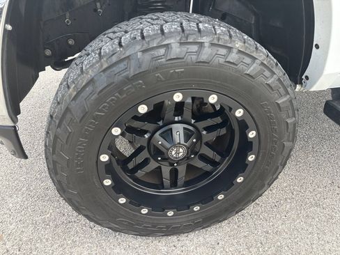 Used 2022 RAM 2500 Laramie AWD/4WD image 36